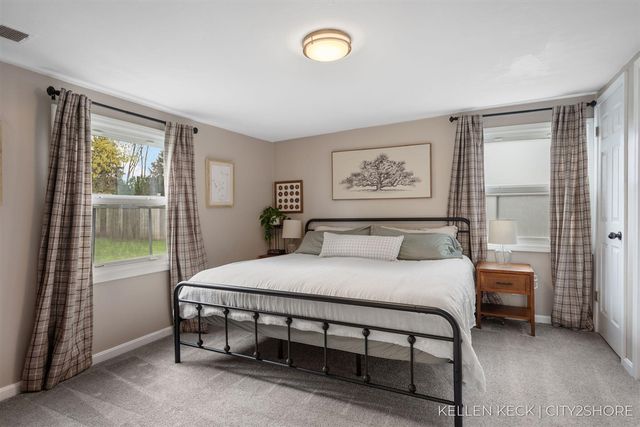 6748 28th Avenue, Hudsonville, MI 49426