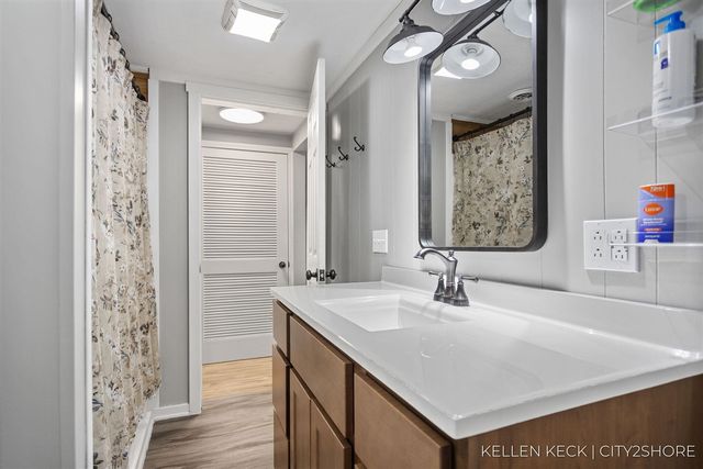 6748 28th Avenue, Hudsonville, MI 49426