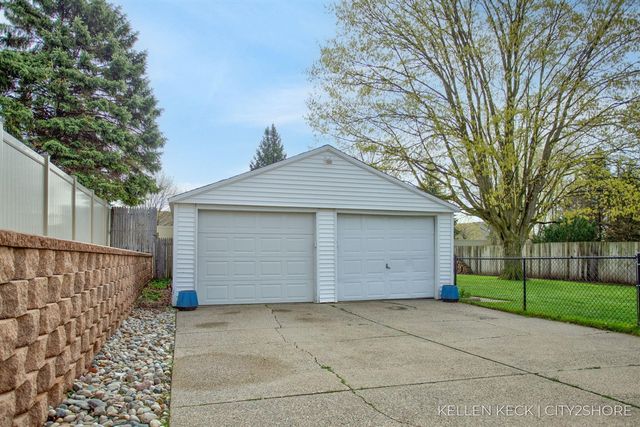 6748 28th Avenue, Hudsonville, MI 49426