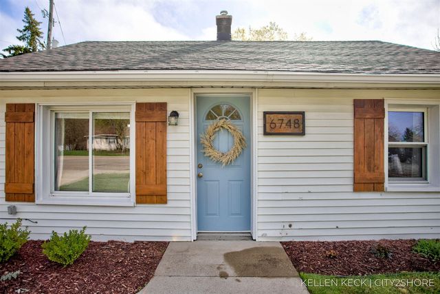 6748 28th Avenue, Hudsonville, MI 49426