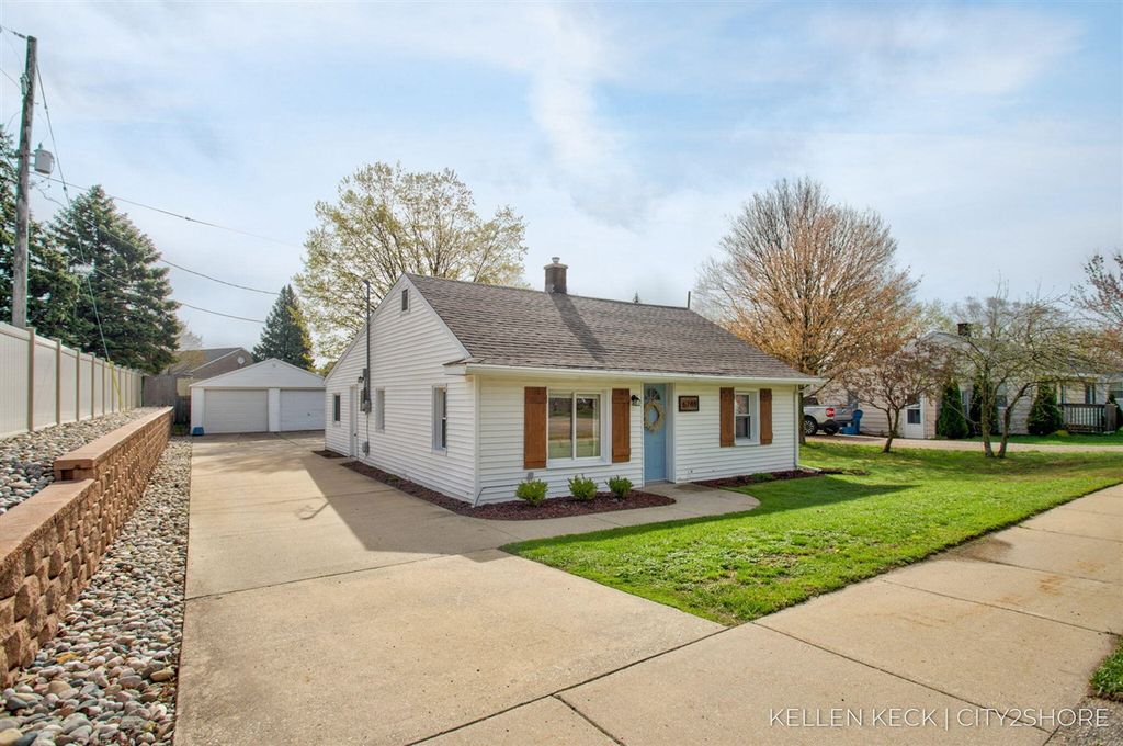 6748 28th Avenue, Hudsonville, MI 49426