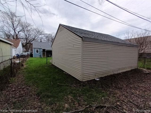 15345 Sumner, Redford, MI 48239
