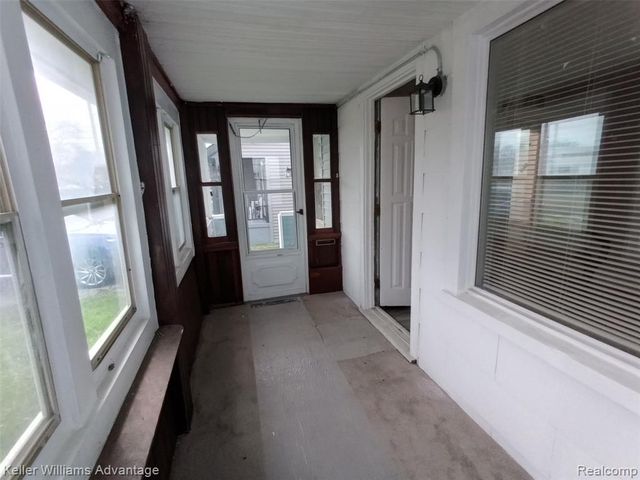 15345 Sumner, Redford, MI 48239