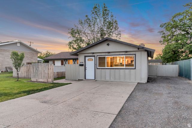 1650 W CONIFER WAY, Taylorsville, UT 84123