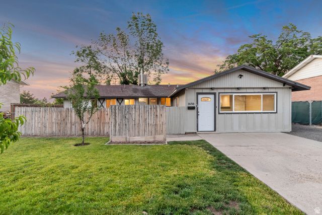 1650 W CONIFER WAY, Taylorsville, UT 84123