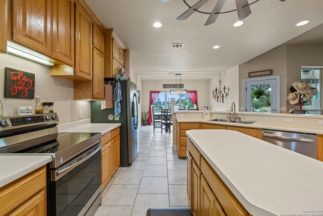 362 Coneflower, Spring Branch, TX 78070