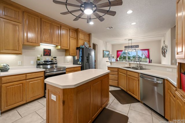 362 Coneflower, Spring Branch, TX 78070