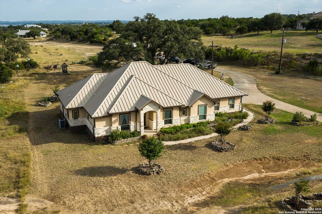 362 Coneflower, Spring Branch, TX 78070