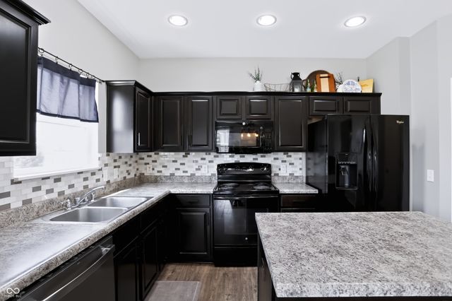 10639 Glenwyck Place, Noblesville, IN 46060