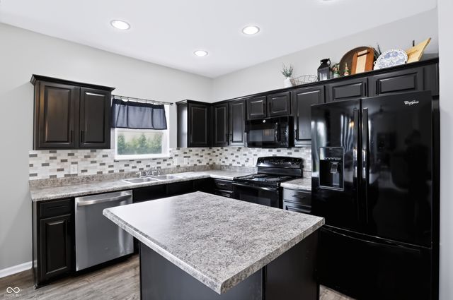 10639 Glenwyck Place, Noblesville, IN 46060