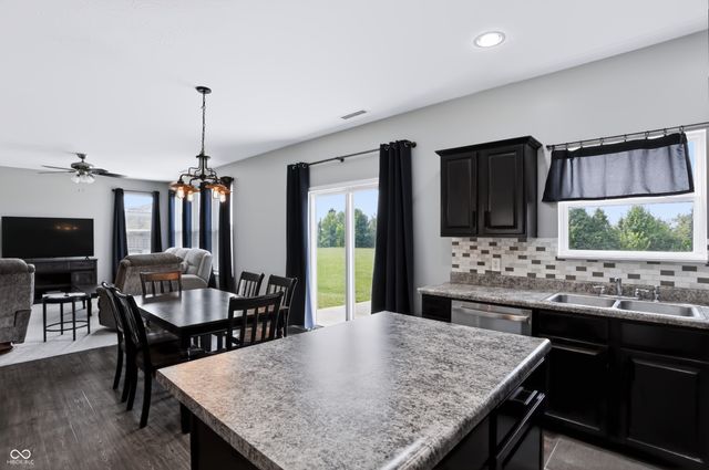 10639 Glenwyck Place, Noblesville, IN 46060