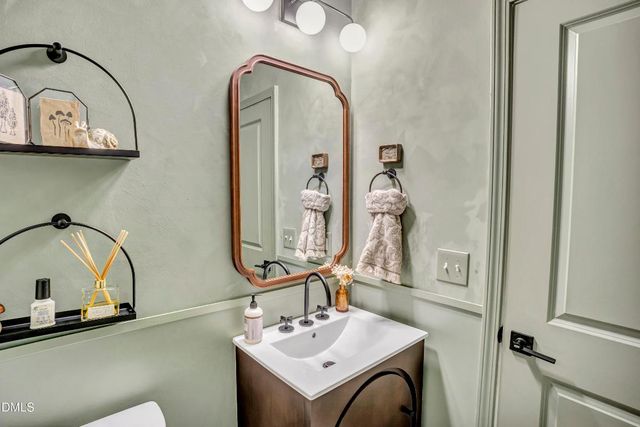 424 Thorny Branch Drive, Raleigh, NC 27603