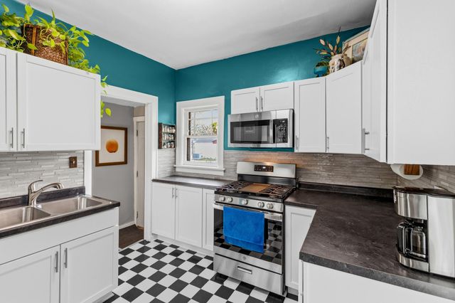 3230 Colfax Avenue N, Minneapolis, MN 55412