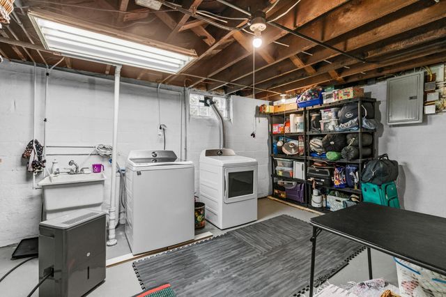 3230 Colfax Avenue N, Minneapolis, MN 55412