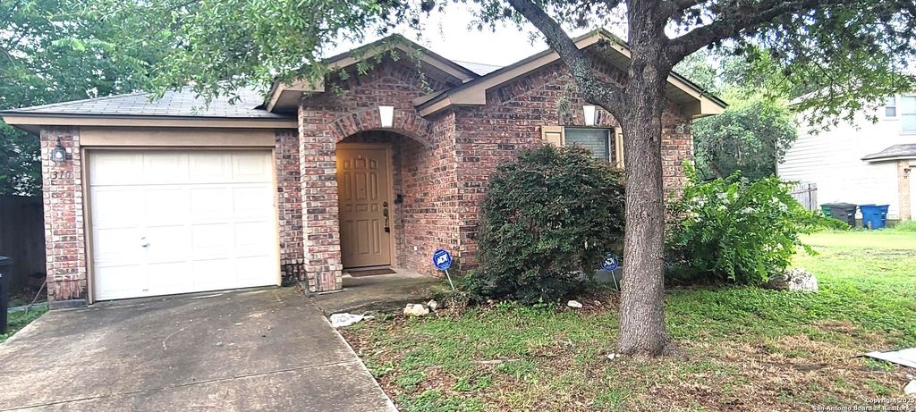 310 Agency Oaks, San Antonio, TX 78249