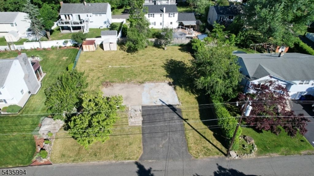 8 North Way, Hopatcong Boro, NJ 07843 — photo 2