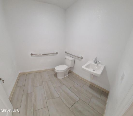 504 S EL PASO Street, El Paso, TX 79901