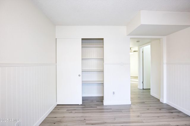 2155 W FARMDALE Avenue 11, Mesa, AZ 85202