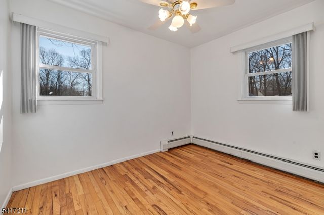 14 Forsgate Dr, Ringwood Boro, NJ 07456