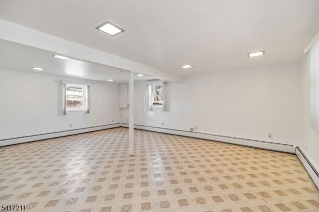 14 Forsgate Dr, Ringwood Boro, NJ 07456