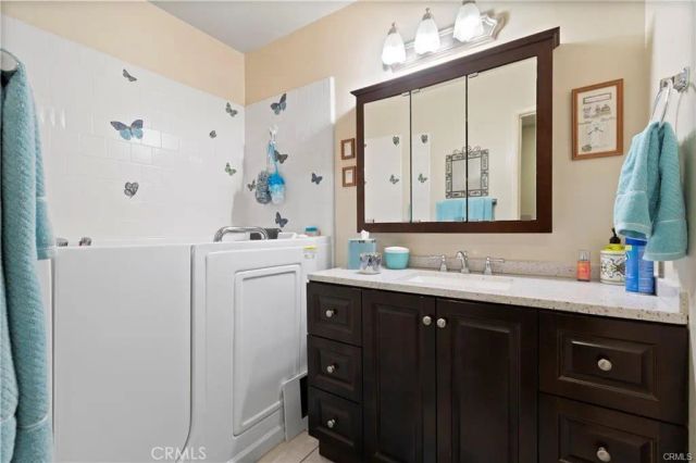 12660 Fieldstone Circle, Riverside, CA 92503