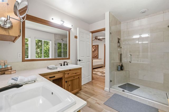 220 Miracle Ln, Santa Cruz, CA 95060