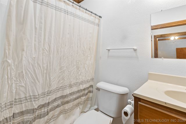 8100 Wainwright Road, Oktaha, OK 74450