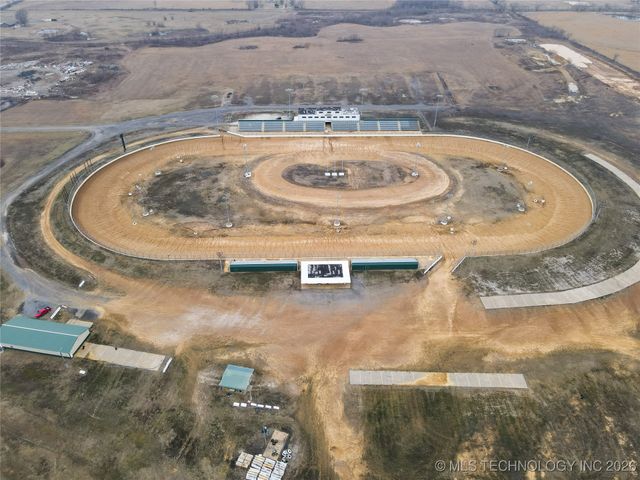 8100 Wainwright Road, Oktaha, OK 74450