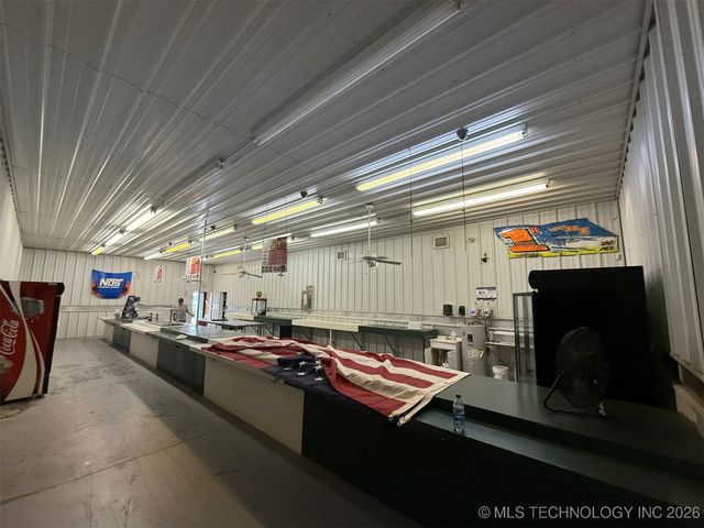 8100 Wainwright Road, Oktaha, OK 74450