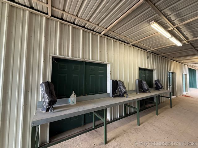 8100 Wainwright Road, Oktaha, OK 74450