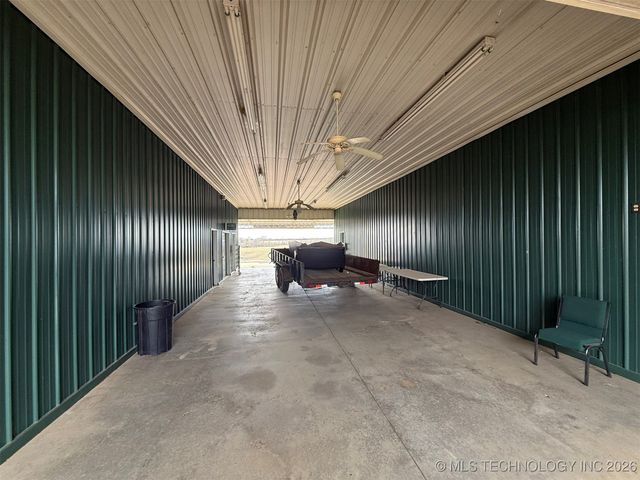 8100 Wainwright Road, Oktaha, OK 74450