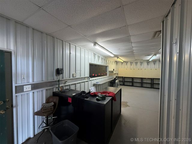 8100 Wainwright Road, Oktaha, OK 74450