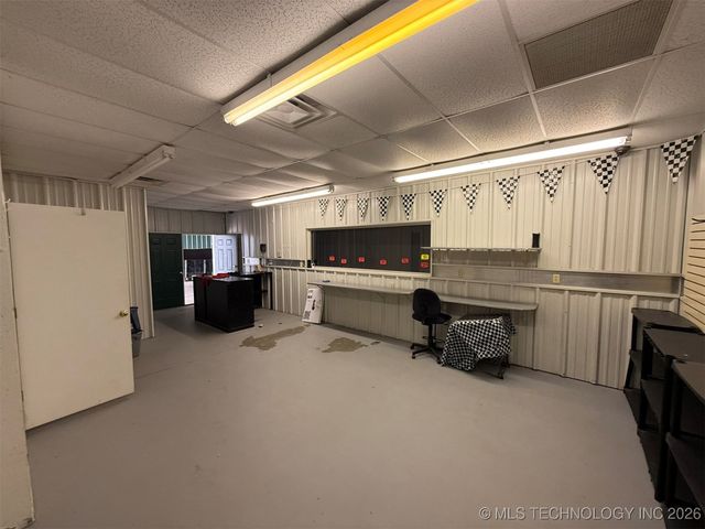 8100 Wainwright Road, Oktaha, OK 74450