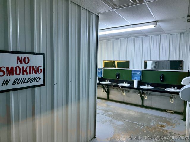 8100 Wainwright Road, Oktaha, OK 74450