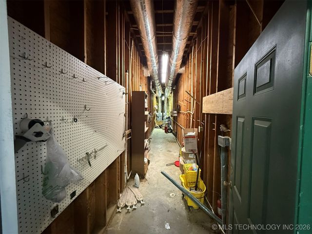 8100 Wainwright Road, Oktaha, OK 74450