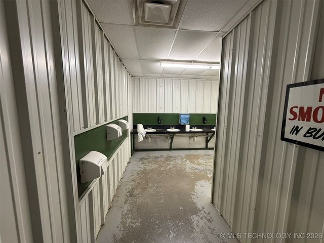 8100 Wainwright Road, Oktaha, OK 74450