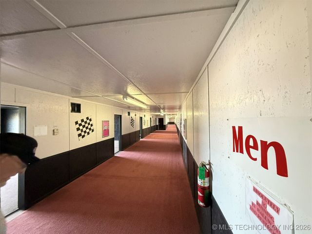 8100 Wainwright Road, Oktaha, OK 74450