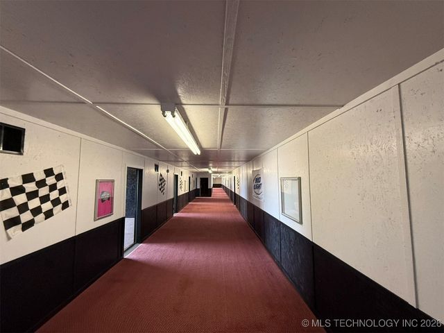 8100 Wainwright Road, Oktaha, OK 74450