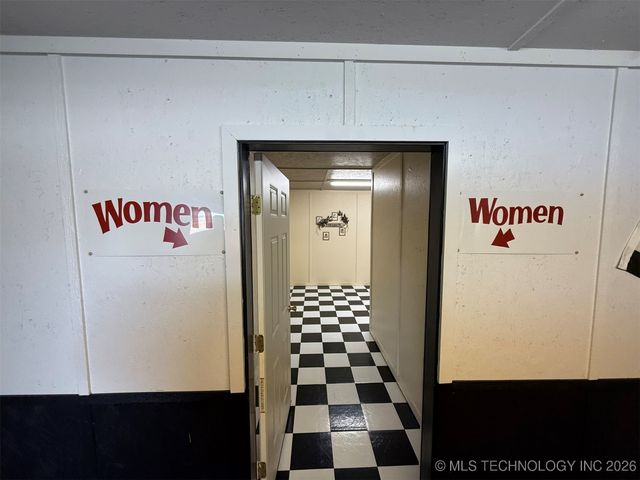 8100 Wainwright Road, Oktaha, OK 74450