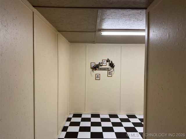 8100 Wainwright Road, Oktaha, OK 74450