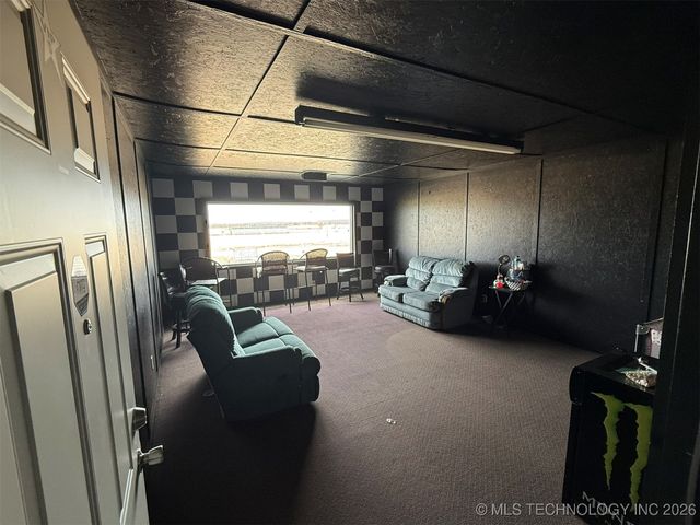 8100 Wainwright Road, Oktaha, OK 74450