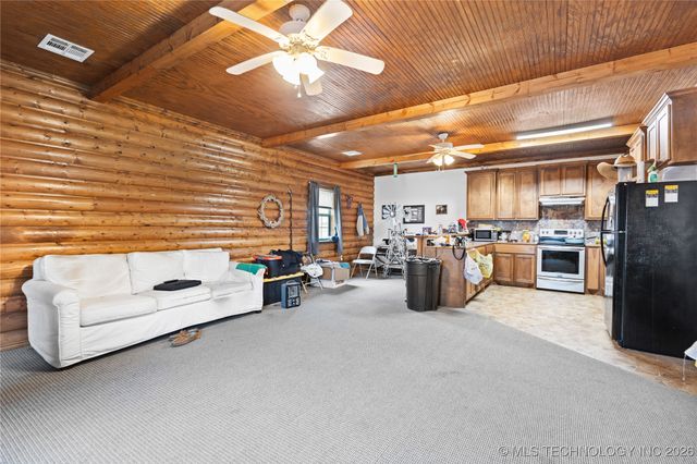 8100 Wainwright Road, Oktaha, OK 74450