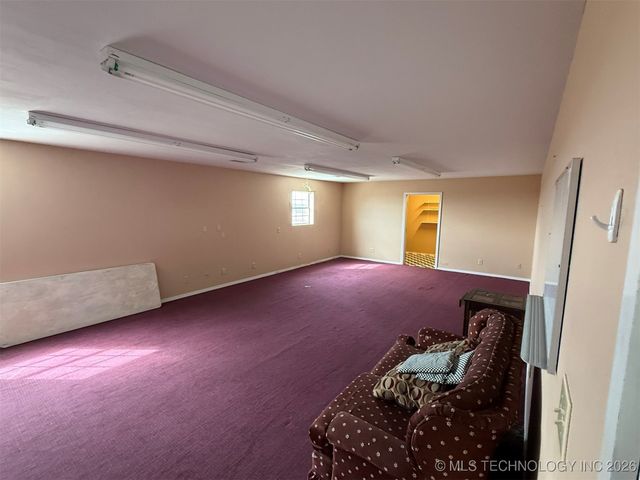 8100 Wainwright Road, Oktaha, OK 74450