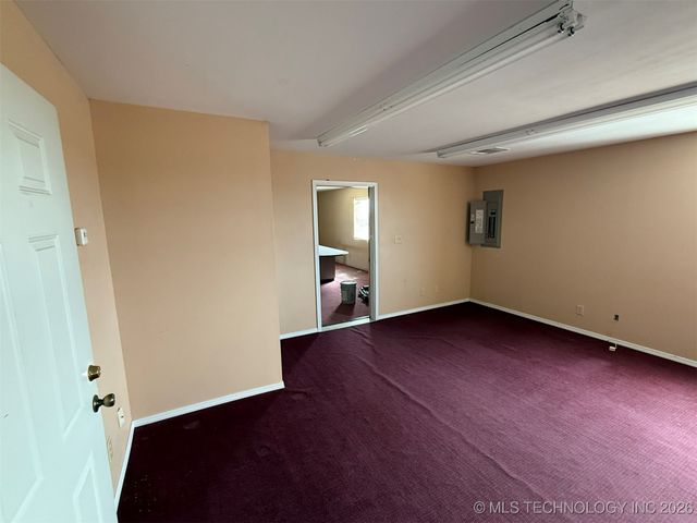 8100 Wainwright Road, Oktaha, OK 74450