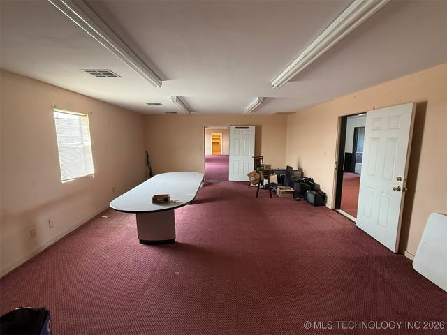 8100 Wainwright Road, Oktaha, OK 74450