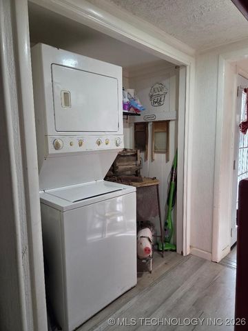 501 High, Eufaula, OK 74432