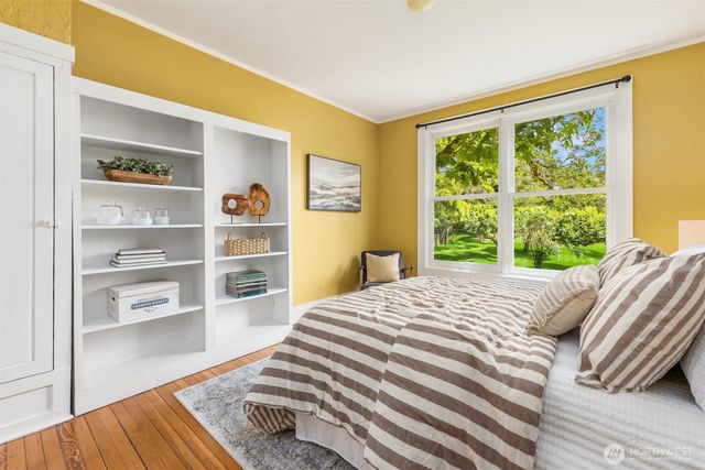 8395 NE Oddfellows, Bainbridge Island, WA 98110