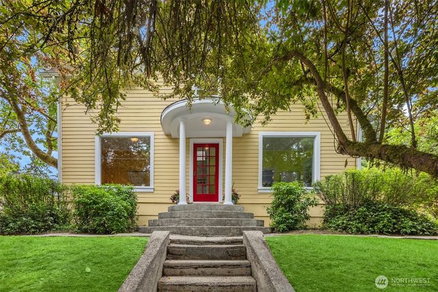 8395 NE Oddfellows, Bainbridge Island, WA 98110
