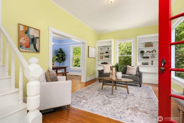 8395 NE Oddfellows, Bainbridge Island, WA 98110