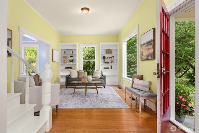 8395 NE Oddfellows, Bainbridge Island, WA 98110